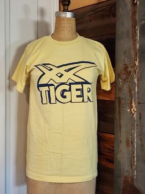 Vintage Asics Tiger Yellow Graphic Short Sleeve Tee